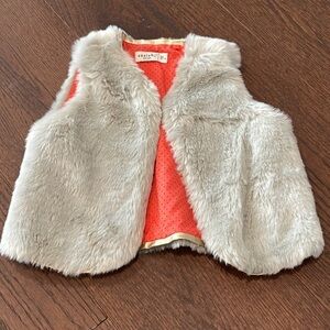 Faux Fur Anais & I Grey Vest Size 18 months